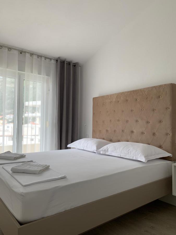 Villa Luxuria Baska Voda Bagian luar foto